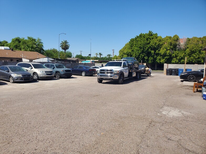 More Photos Of 955 E Main St, Mesa Freestanding For Sale