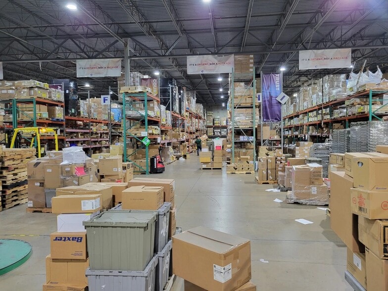 More Photos Of 1821 S Bicentennial Blvd, McAllen Self Storage For Lease