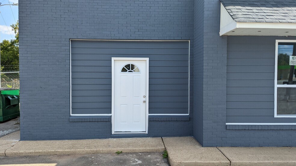 More Photos Of 1300A S Dickerson Rd, Nashville Light Manufacturing For Sale