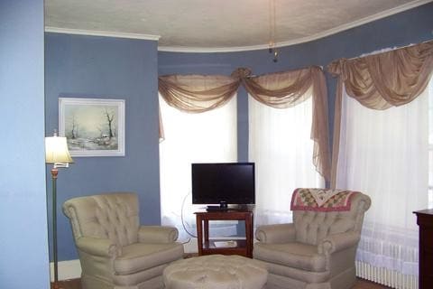 More Photos Of 201 E Union St, Punxsutawney Hospitality For Sale