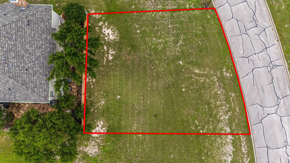 More Photos Of The Enclave, Waco Land For Sale