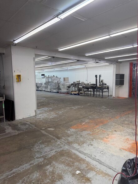 More Photos Of 123 Manchester Pl, Newark Food Processing For Lease