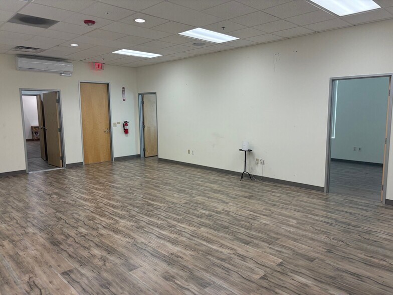 More Photos Of 15342 El Prado Rd, Chino Office For Lease