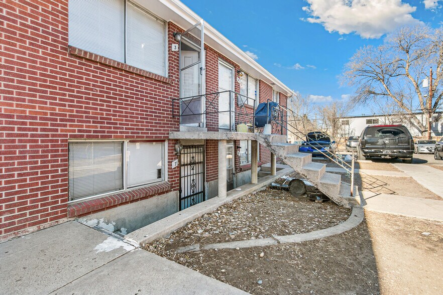 More Photos Of 5325 & 5335 W 4th Ave, Lakewood Apartments For Sale