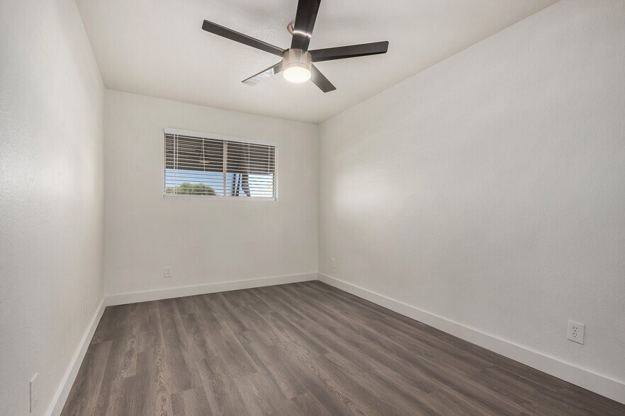 More Photos Of , Phoenix Multifamily For Sale