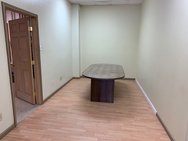 More Photos Of 54760 Neffs Bellaire Rd, Bellaire Warehouse For Lease