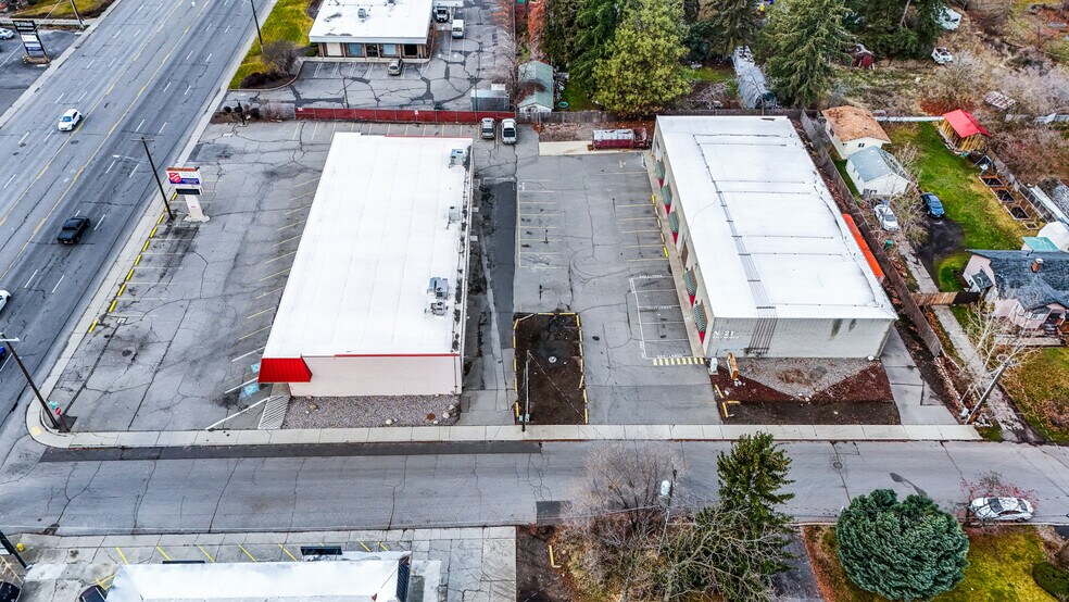 More Photos Of 11211 E Sprague Ave, Spokane Valley Storefront For Sale