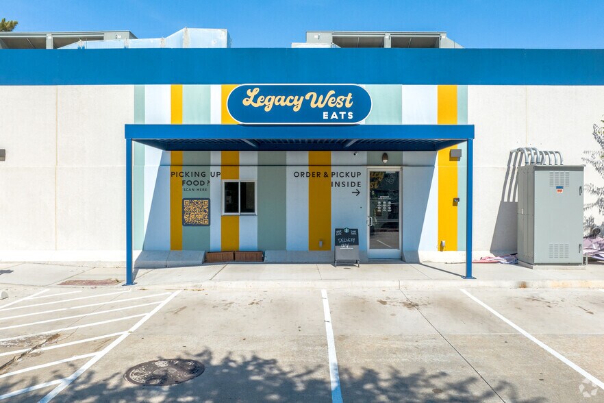 More Photos Of 5248 Democracy Dr, Plano General Retail For Lease