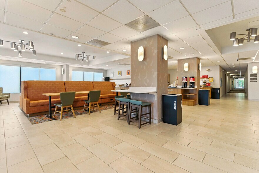 More Photos Of 16555 Midland Dr, Shawnee Hotel For Sale