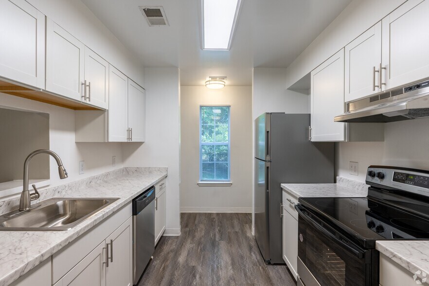 More Photos Of 201 Forest Pine Rd, Franklin Apartments For Sale