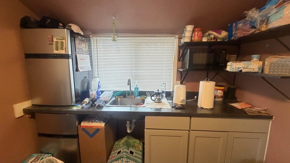 More Photos Of 1345 Kipling St, Lakewood Office For Sale
