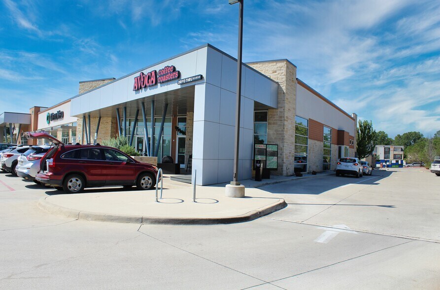 More Photos Of 500 Fort Worth Dr, Denton Storefront Retail Office For Sale