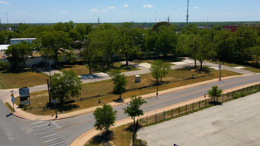 More Photos Of 519 Roosevelt Ave, San Antonio Land For Sale