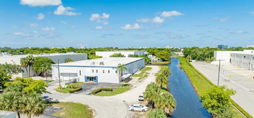 More Photos Of 6630 NW 16th Ter, Fort Lauderdale Warehouse For Lease