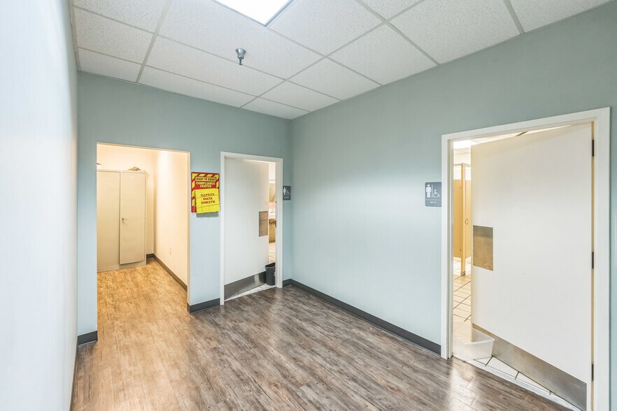 More Photos Of 2080 Brentwood St, High Point Office For Lease