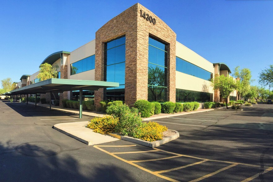 More Photos Of 14300 N Northsight Blvd, Scottsdale Office For Lease