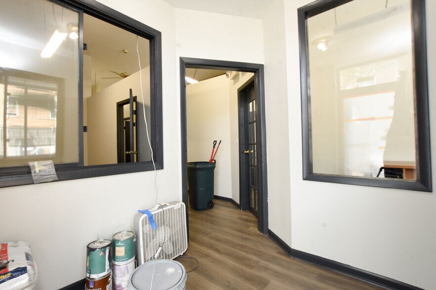 More Photos Of 3501 W Armitage Ave, Chicago Apartments For Lease