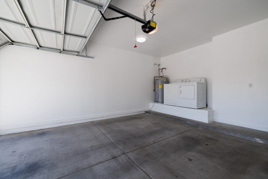 More Photos Of 1341 E Polk St, Phoenix Apartments For Sale