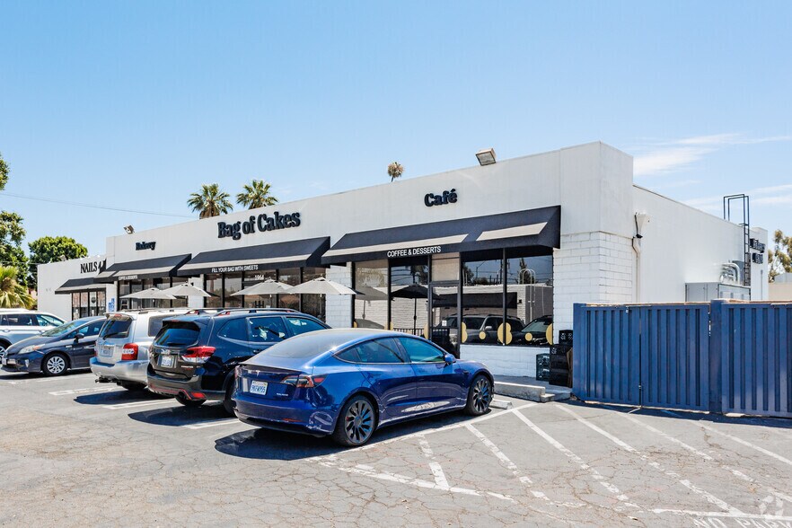 Primary Photo Of 1964 N Placentia Ave, Fullerton Freestanding For Sale