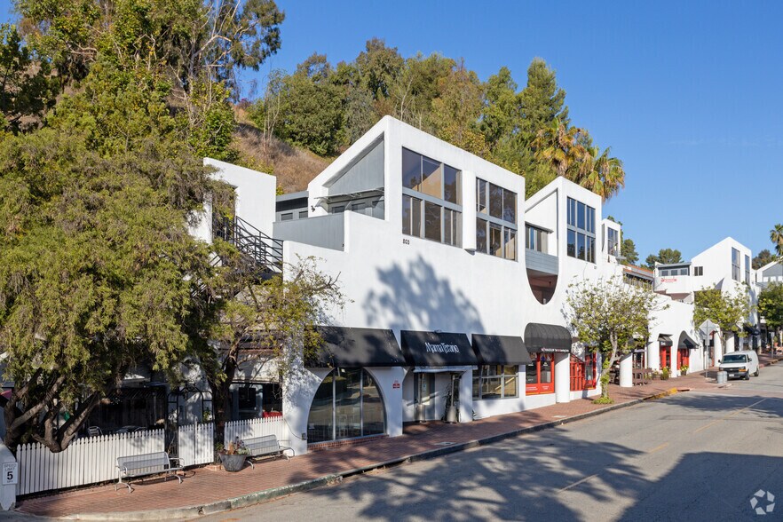 More Photos Of 701-815 Deep Valley Dr, Rolling Hills Estates General Retail For Lease