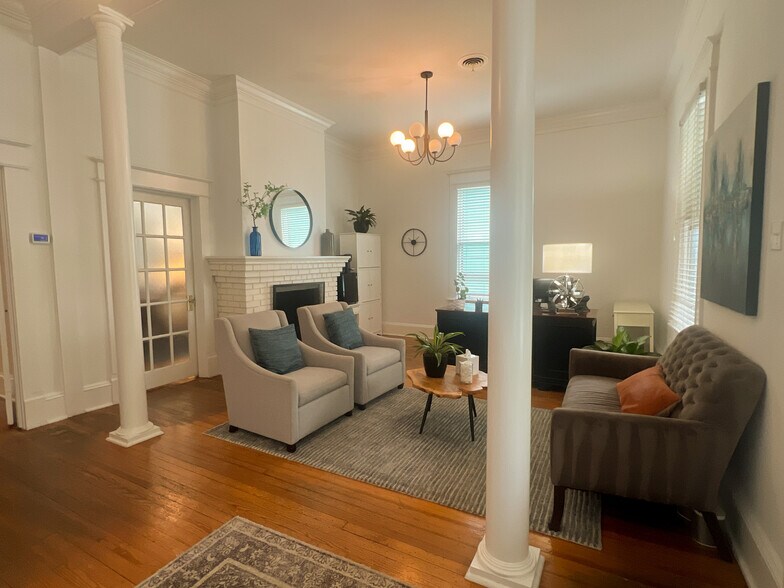 More Photos Of 221 Glenwood Ave, Raleigh Office For Sale