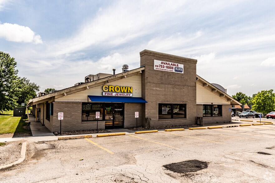 More Photos Of 6141-6151 NW Barry Rd, Kansas City Unknown For Sale