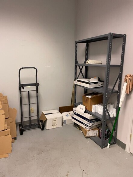 More Photos Of 100 Everett Ave, Chelsea Office For Sale