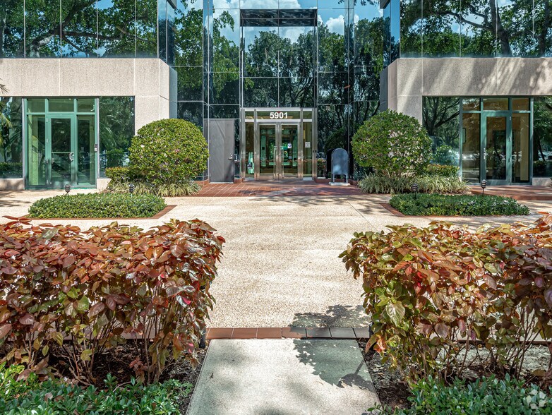 More Photos Of 5901 Broken Sound Pky NW, Boca Raton Office For Lease