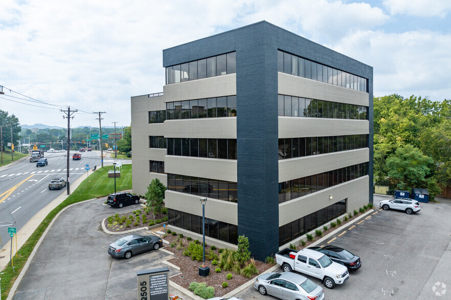 Primary Photo Of 2505 21st Ave S, Nashville Office For Lease