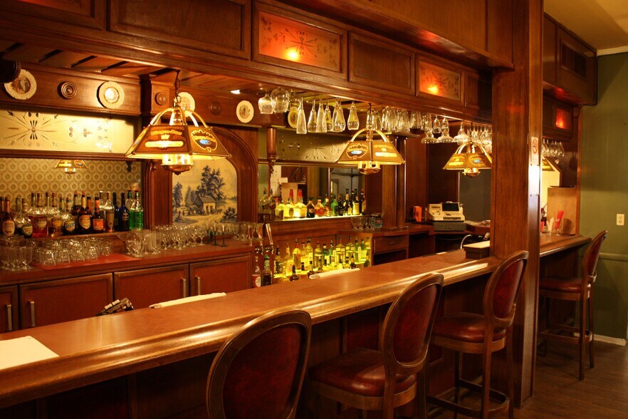 More Photos Of 3008 McHenry Ave, Modesto Restaurant For Sale