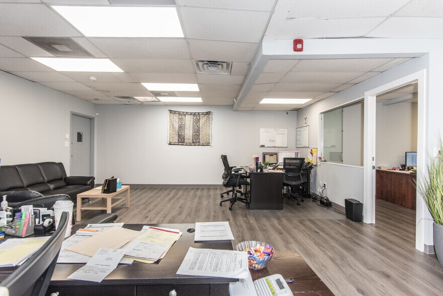 More Photos Of 6044-6052 Castor Ave, Philadelphia Medical For Sale