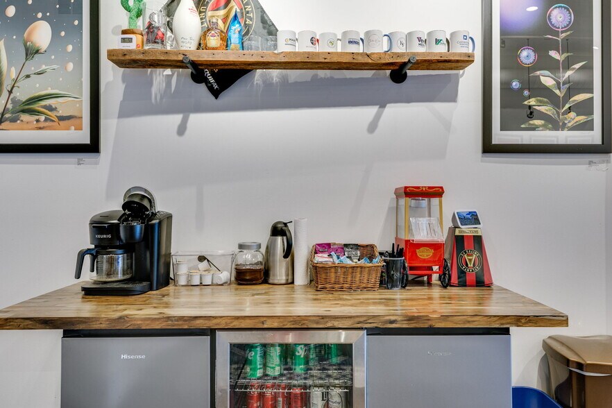 More Photos Of 207 W Jefferson St, Madison Coworking Space