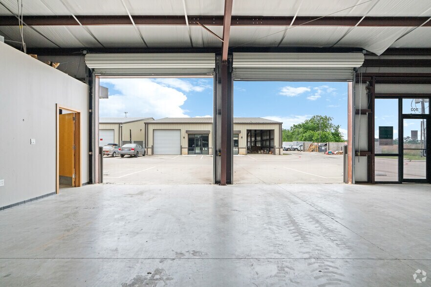 More Photos Of 19005 FM 529, Cypress Unknown For Lease