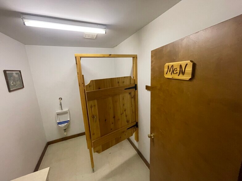 More Photos Of 853 Fairview Rd, Howard Apartments For Sale