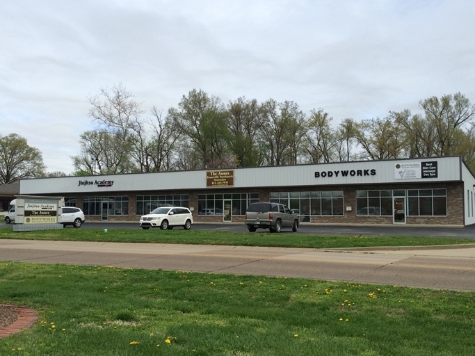 Primary Photo Of 2100 Maxwell Ave, Evansville Storefront Retail Office For Sale