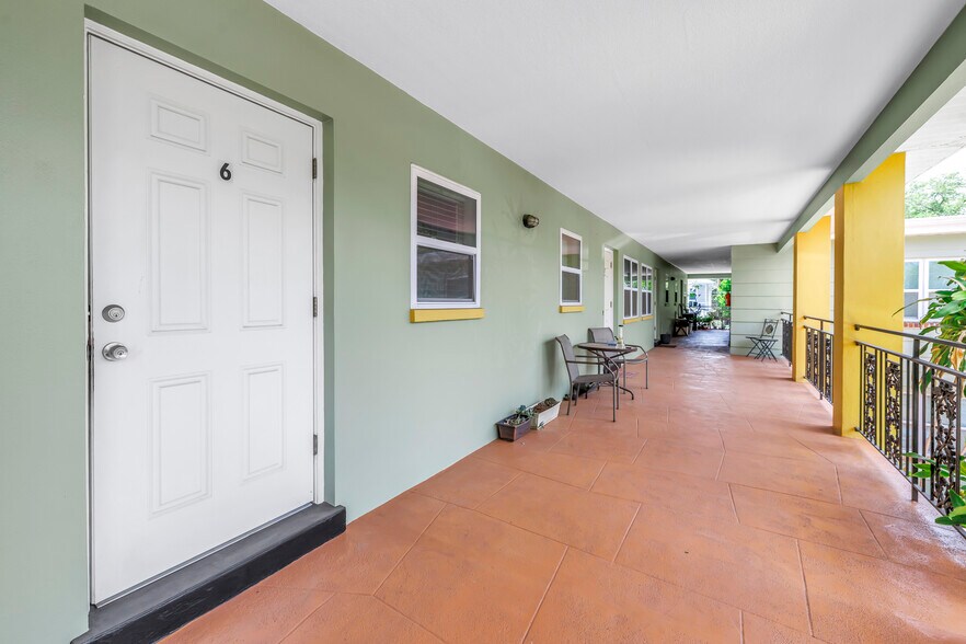 More Photos Of 1520 22nd Ave N, Saint Petersburg Apartments For Sale