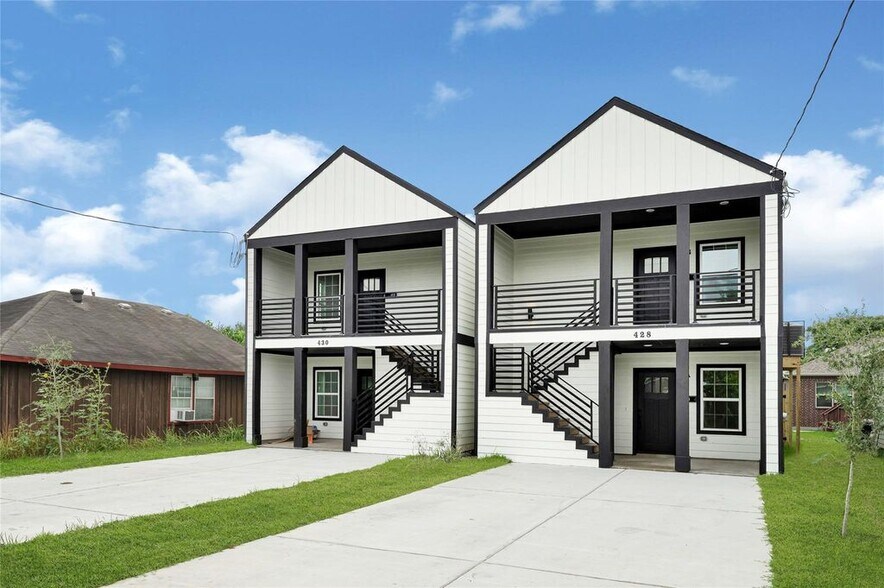 More Photos Of 430 Rhode Island st, Houston Apartments For Sale