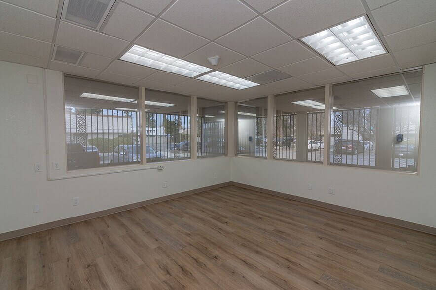 More Photos Of 3801 San Dimas St, Bakersfield Medical For Lease