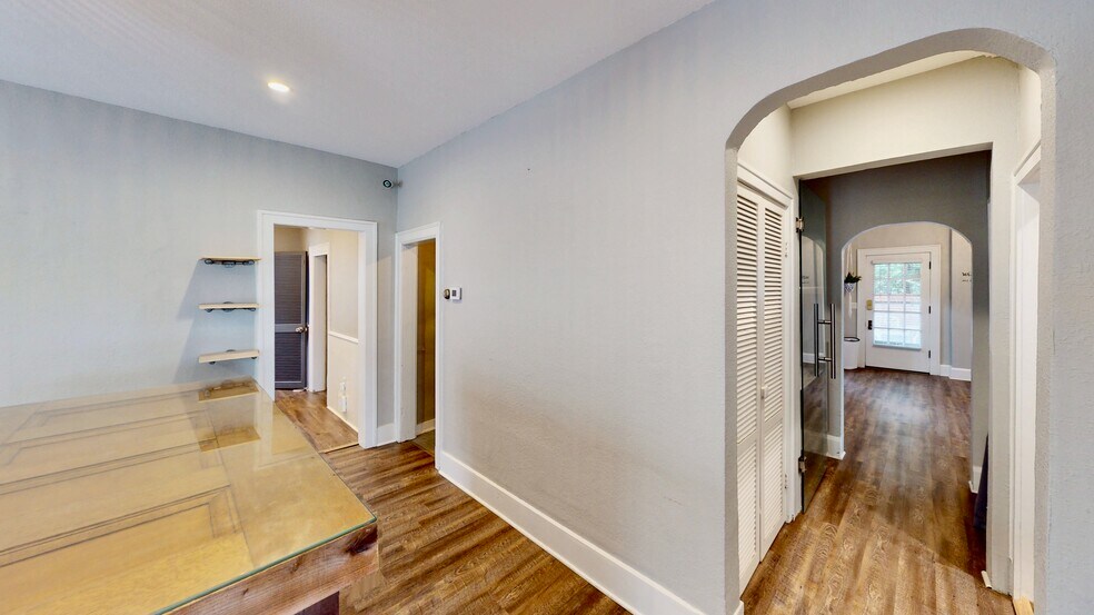 More Photos Of 140 W Front St, Perrysburg Office For Sale