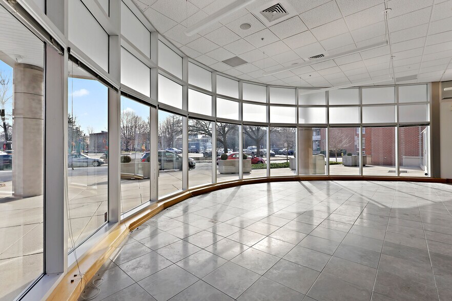 More Photos Of 221 W Philadelphia St, York Office For Sale