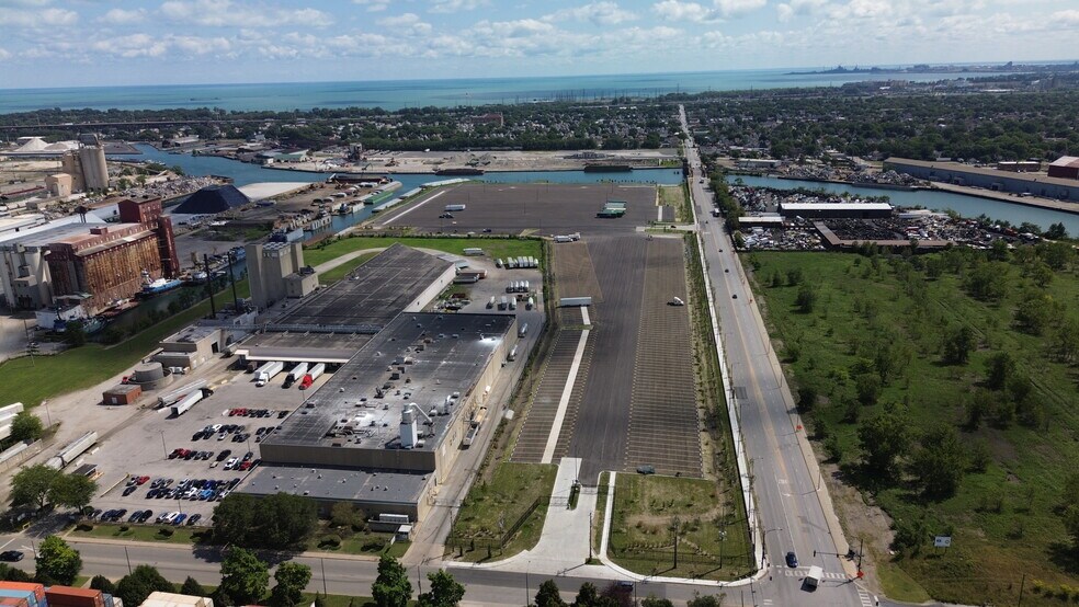 3000 E 106th St, Chicago, IL 60617 Land For Lease