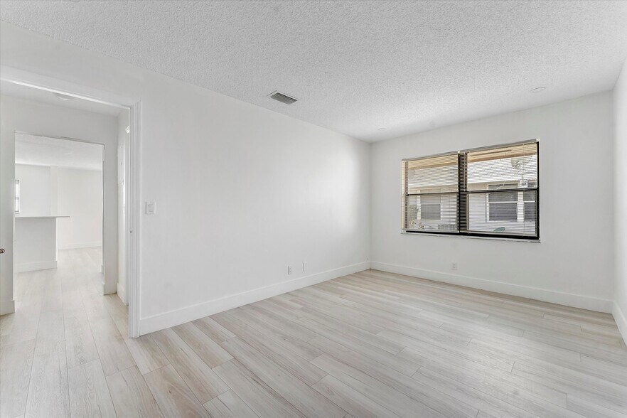 More Photos Of 1100 SW 4th Ave, Delray Beach Apartments For Sale