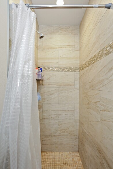 More Photos Of 1200 W Sycamore Ave, Orange Apartments For Sale