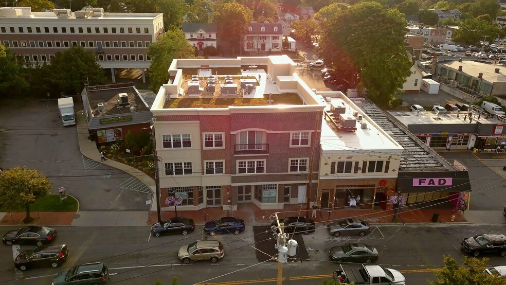 More Photos Of 425 New York, Huntington Apartments For Lease