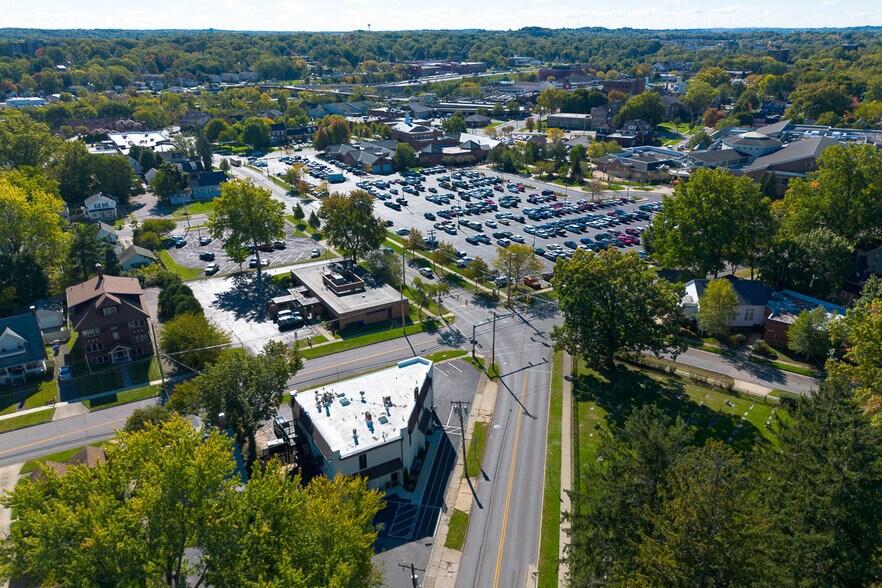 More Photos Of 2404 4th St, Cuyahoga Falls Office For Sale