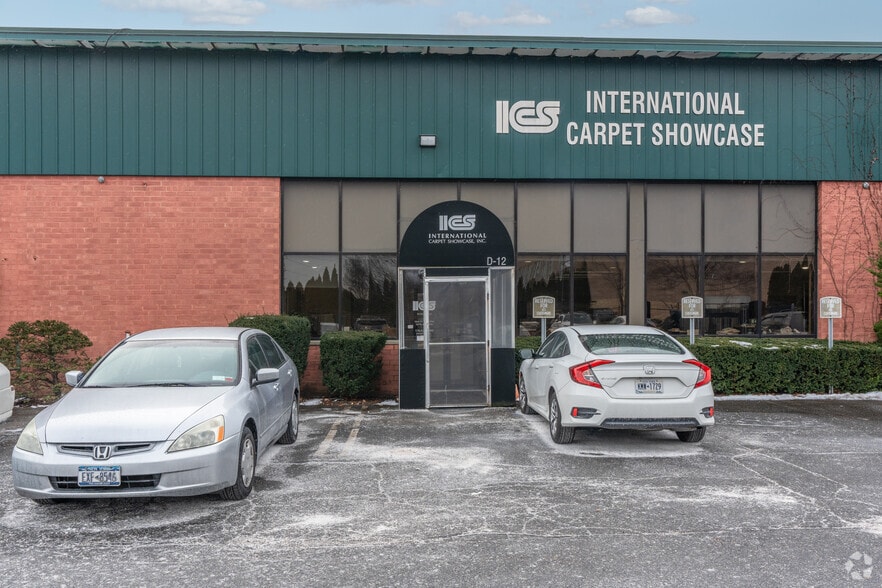 More Photos Of 200 Robbins Ln, Jericho Warehouse For Lease