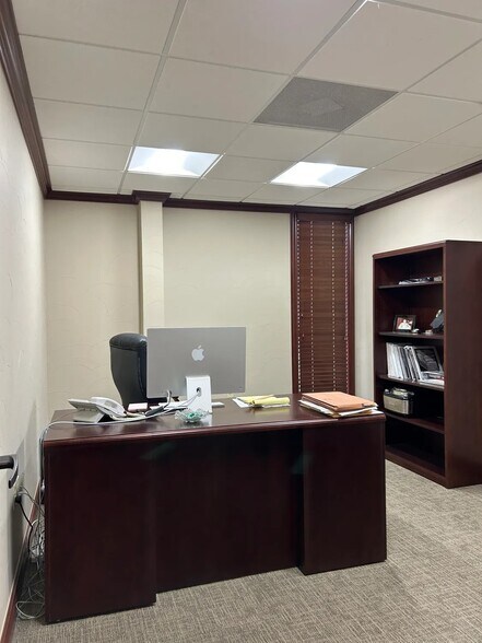 More Photos Of 3829 N Classen Blvd, Oklahoma City Office For Lease