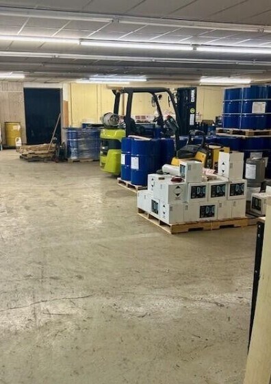 More Photos Of 9 Cornell St, Kingston Warehouse For Sale