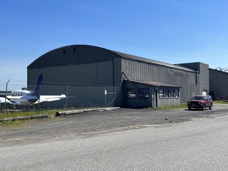 Primary Photo Of 1975 Alex Holden Way, Juneau Airplane Hangar For Sale