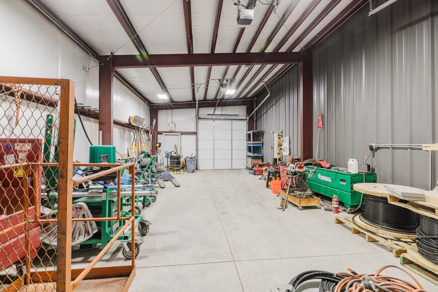 More Photos Of 1070 Silver St, Elko Manufacturing For Lease